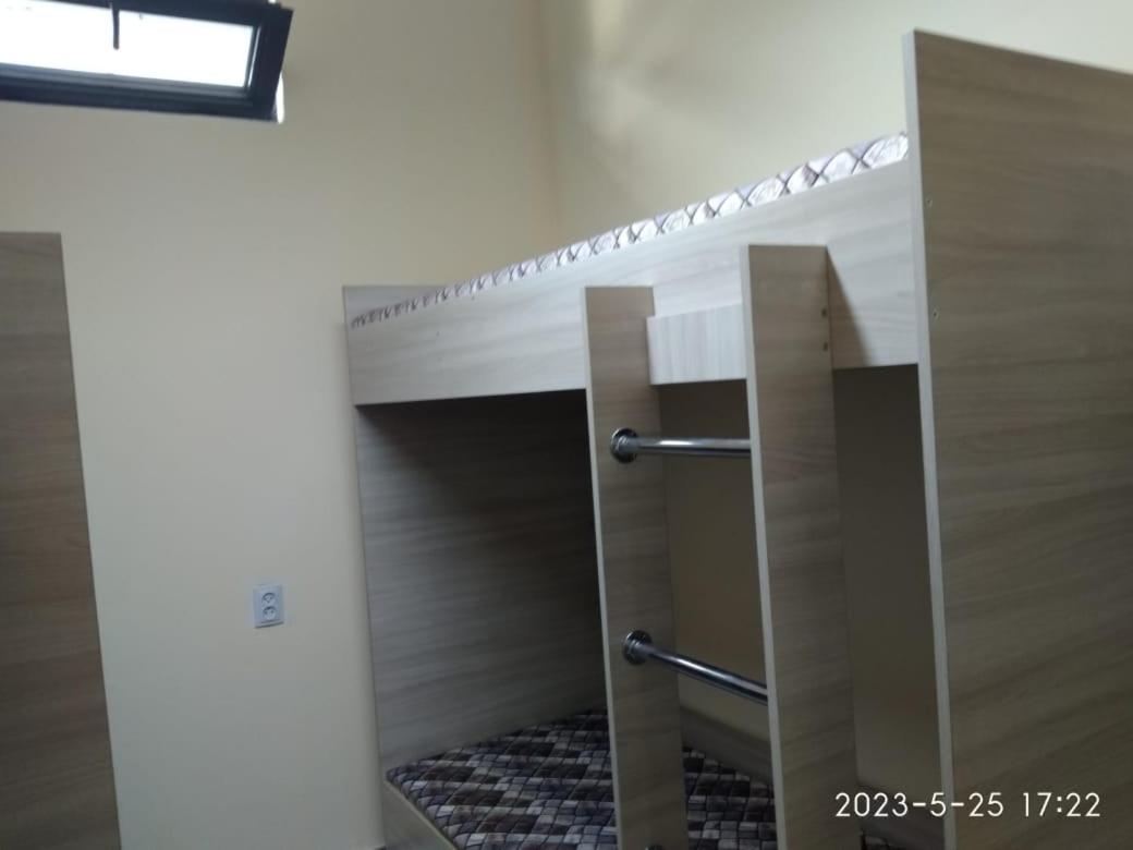 Tastaq Hostel Almaty Eksteriør bilde