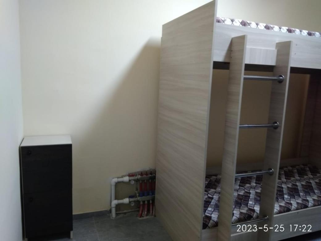 Tastaq Hostel Almaty Eksteriør bilde